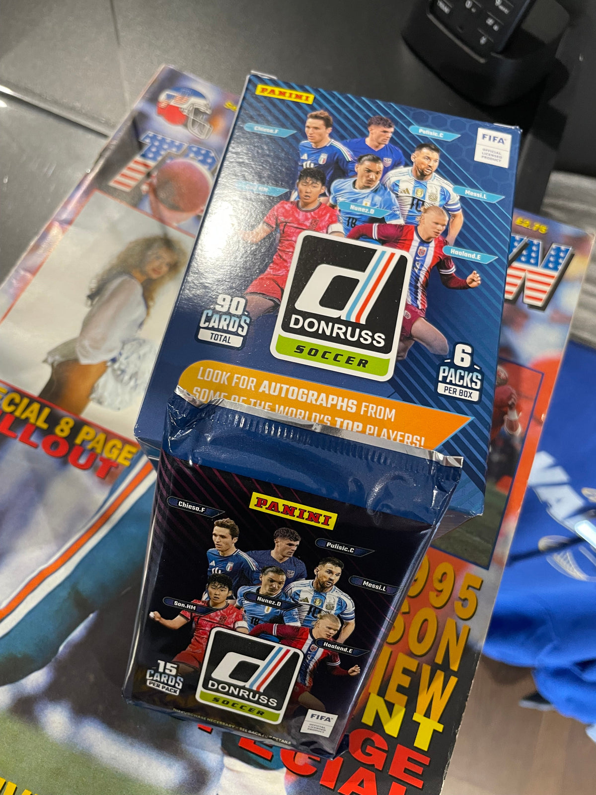 2024/25 Panini Donruss Soccer Trading Card Pack – 15 Cards