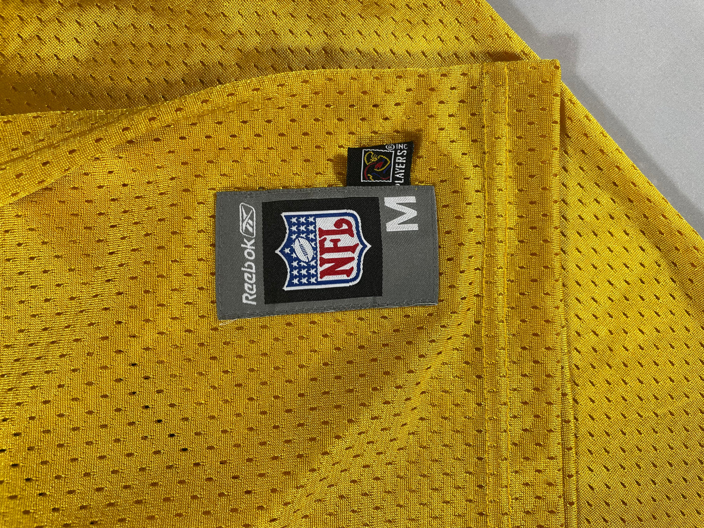 Brett Favre #4 Green Bay Packers Youth NFL Jersey – Reebok – Yellow – Kids M