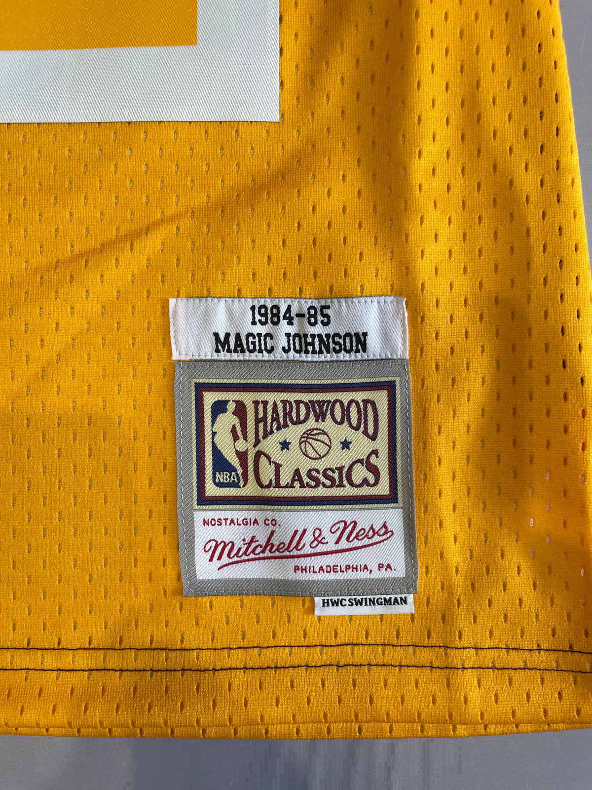 Mitchell & Ness Magic Johnson #32 Lakers Split Swingman Jersey – Small
