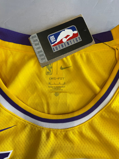 Nike Luka Dončić #77 LA Lakers Icon Edition NBA Swingman Jersey – Large