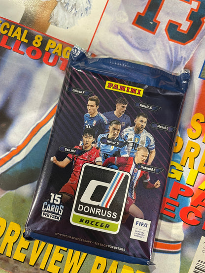 2024/25 Panini Donruss Soccer Trading Card Pack – 15 Cards