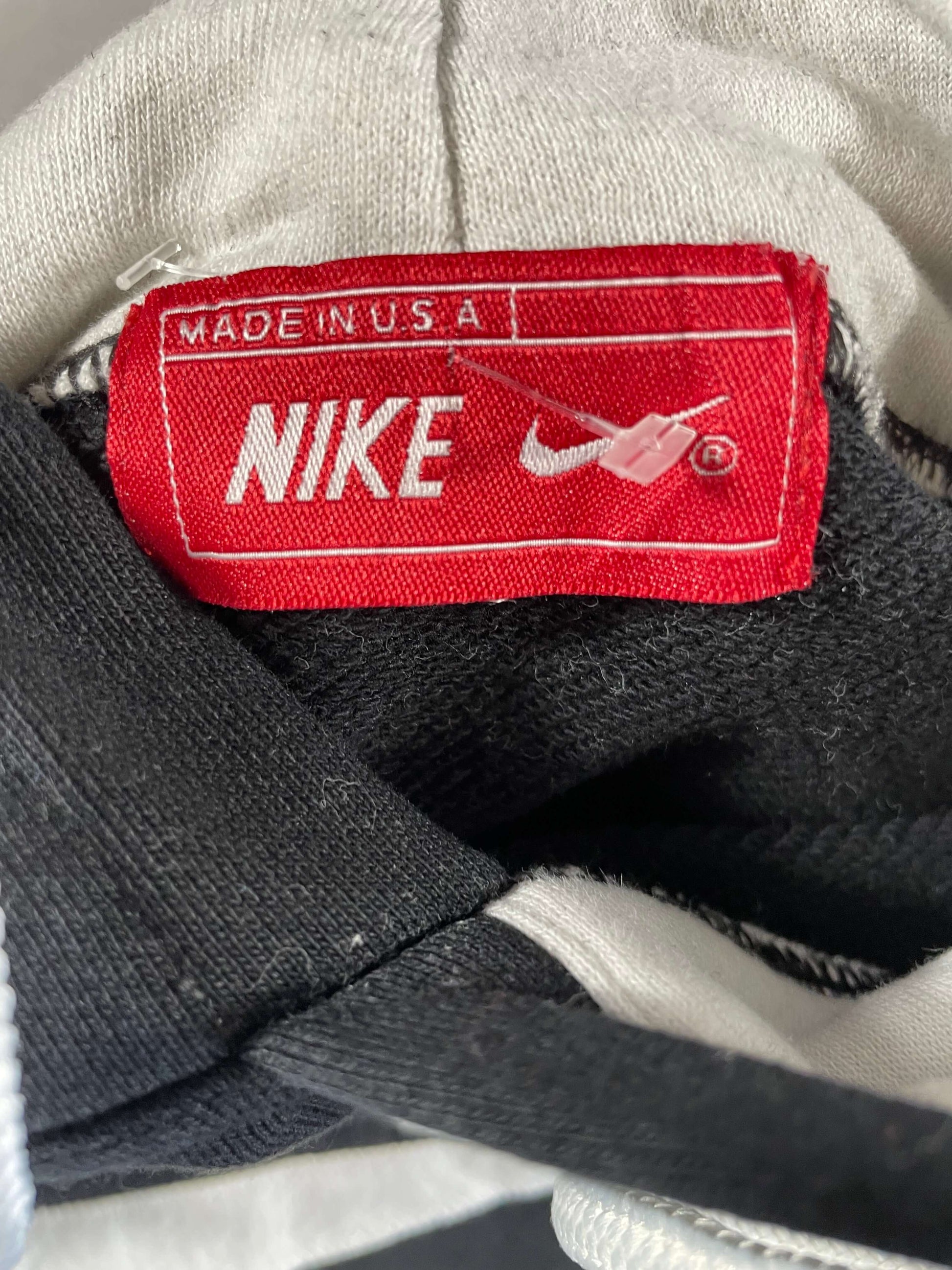 Nike Air Hoodie (Tag) - Black - Pre-loved