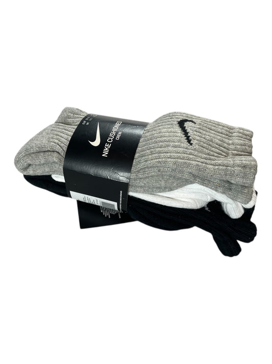Nike Cushioned Crew Socks – 3 Pack (Grey / Black / White)
