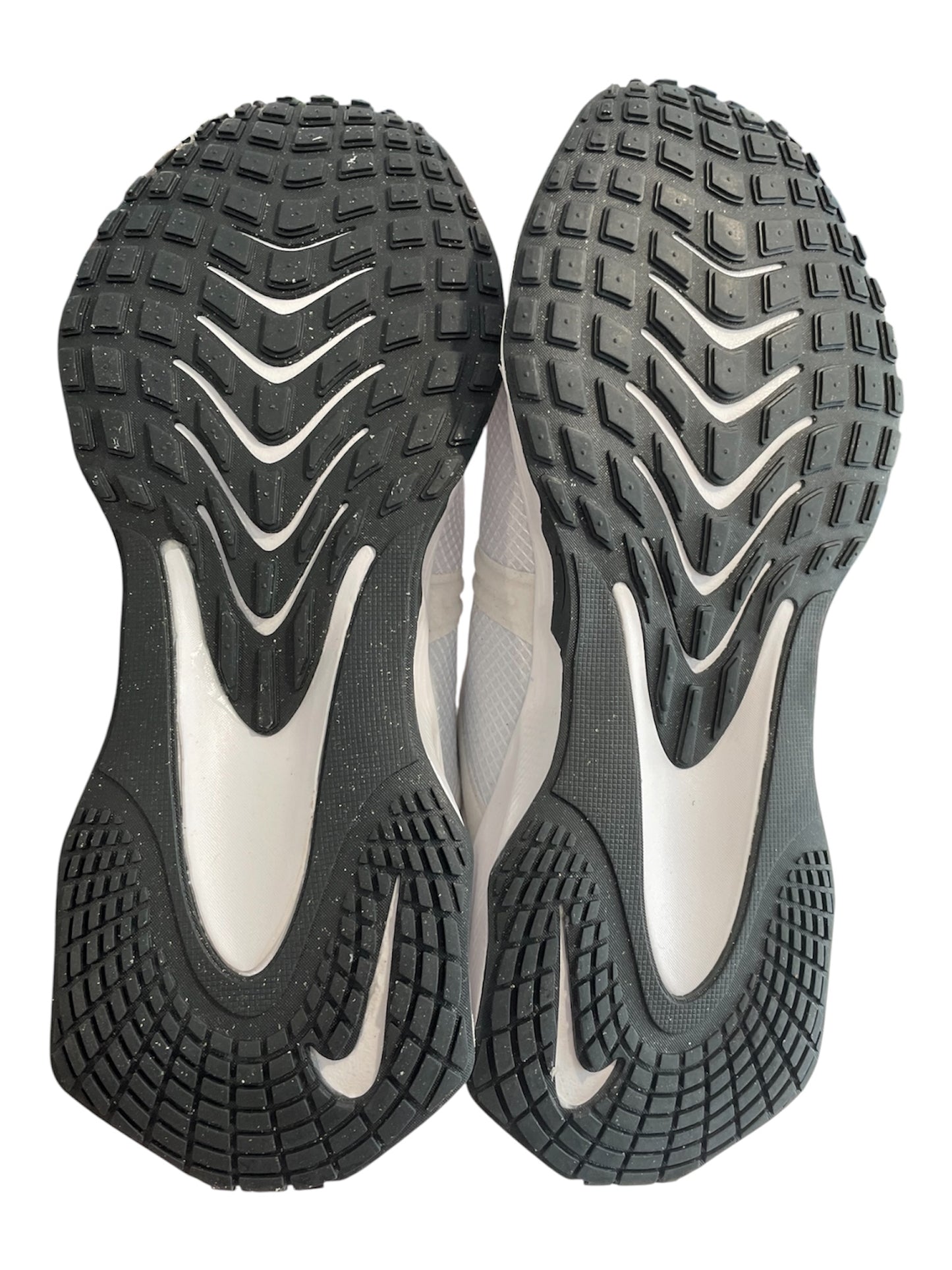Nike Metro Tek Trainers – White / Metallic Summit White – UK 6
