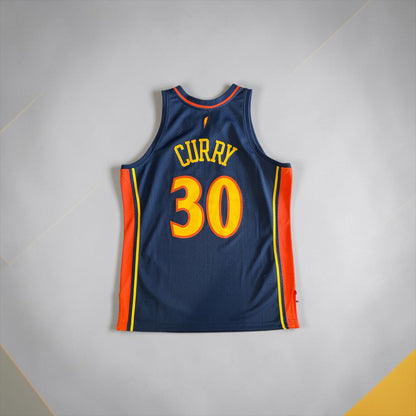 Mitchell & Ness Stephen Curry #30 Warriors 2009–10 Rookie Swingman Jersey