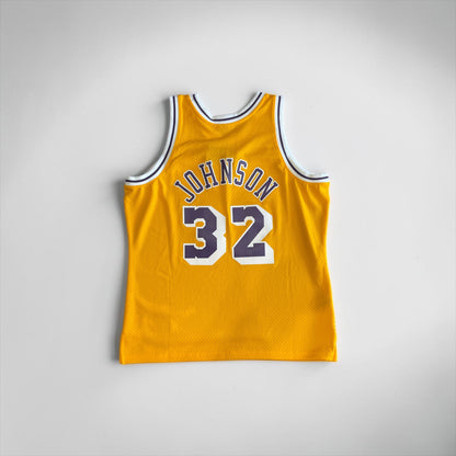 Mitchell & Ness Magic Johnson #32 LA Lakers 1984–85 Swingman Jersey – XL